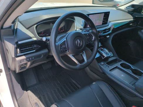 Certified 2025 Acura MDX FWD w/ Technology Package image 10