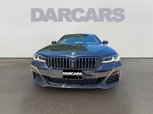 Used 2023 BMW 540i w/ M Sport Package RWD image 2