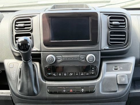 Used 2026 RAM ProMaster 2500 w/ Convenience Group FWD image 23
