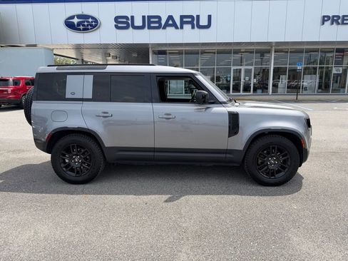 Used 2020 Land Rover Defender 110 S image 2