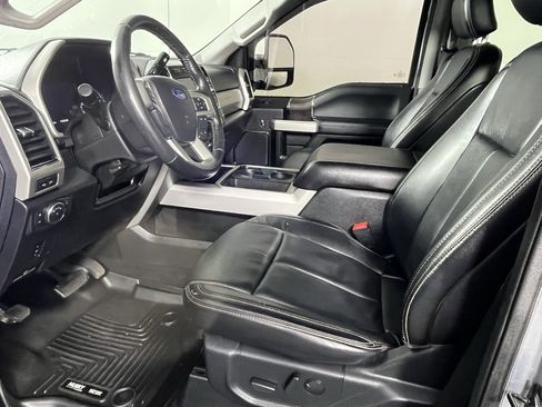 Used 2020 Ford F250 Lariat image 8