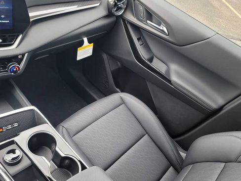 New 2026 Chevrolet Equinox LT w/ Convenience Package II image 23