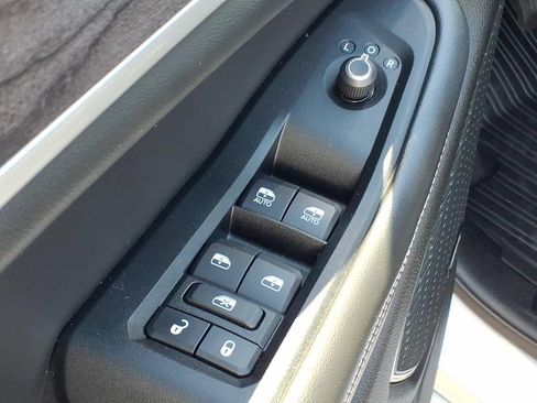 Used 2023 Jeep Grand Cherokee 30th Anniversary AWD/4WD image 13