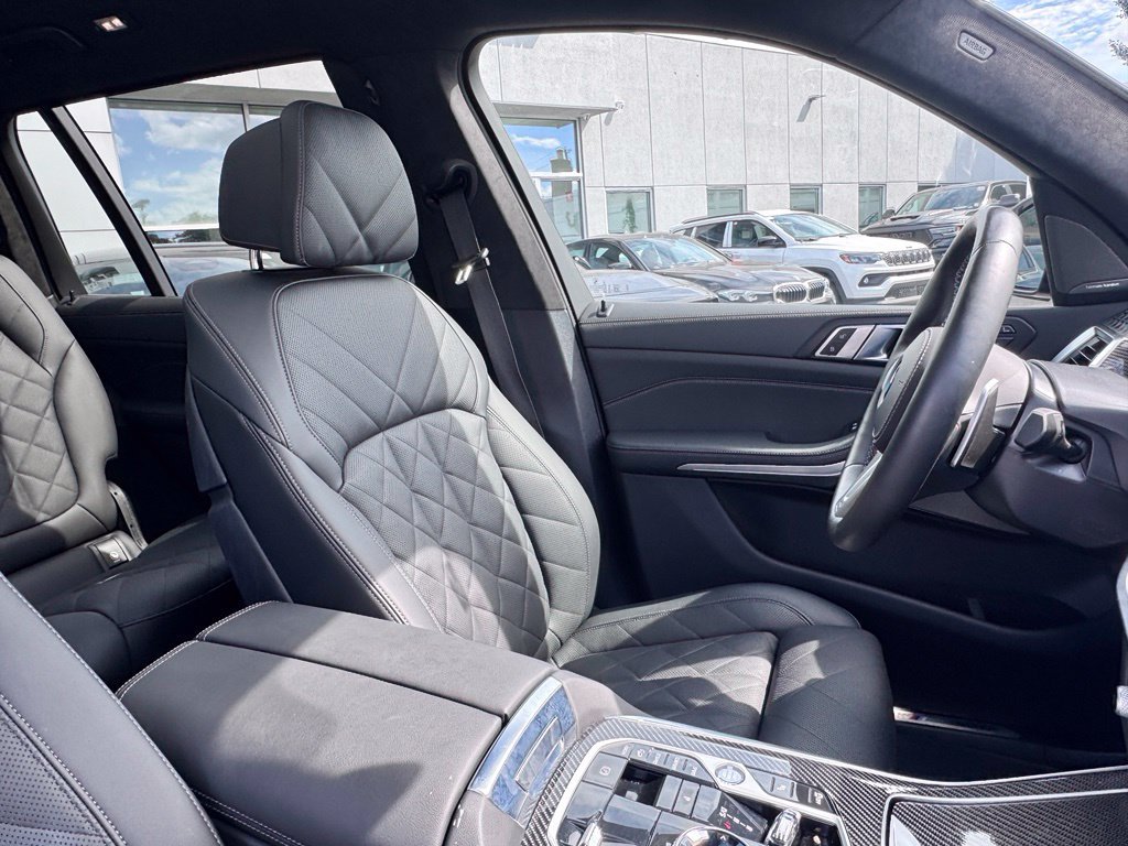 Used 2026 BMW X7 M60i AWD/4WD image 21