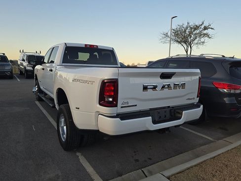 Used 2025 RAM 3500 Big Horn AWD/4WD image 2