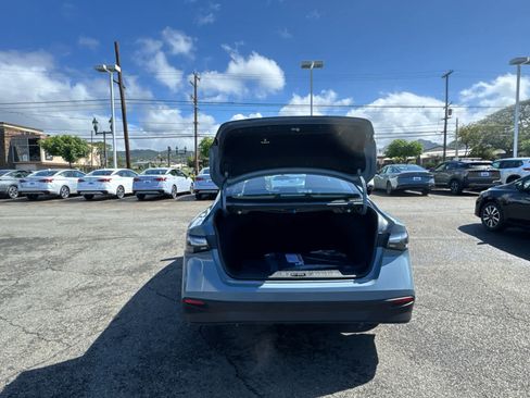 New 2026 Nissan Sentra SV FWD image 11