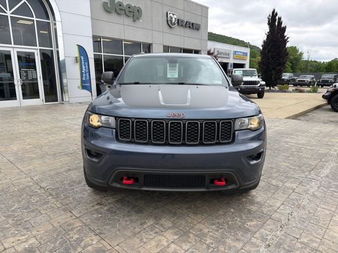 Used 2020 Jeep Grand Cherokee Trailhawk AWD/4WD image 3