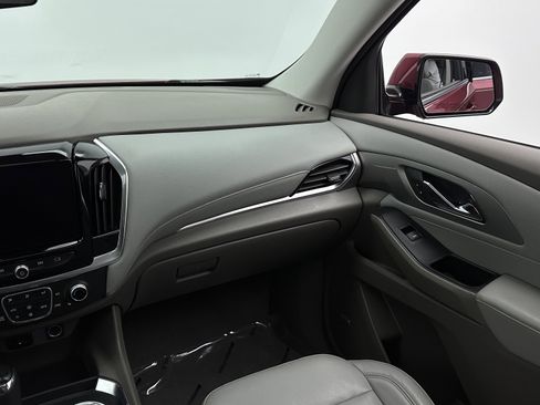 Used 2019 Chevrolet Traverse LT w/ LT Premium Package FWD image 35