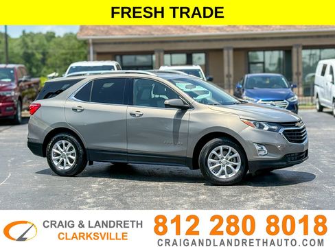 Used 2018 Chevrolet Equinox LT w/ Sun & Infotainment Package FWD image 1