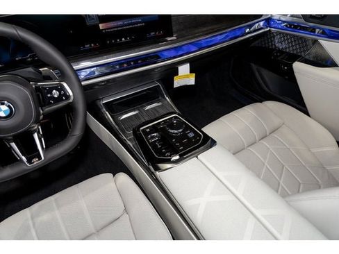 New 2026 BMW 760i xDrive w/ Executive Package image 64