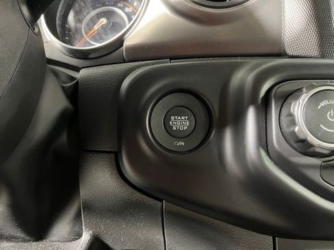 Used 2022 Jeep Wrangler Unlimited Sport AWD/4WD image 22