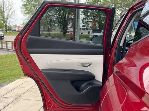 Used 2026 Hyundai Tucson SEL FWD image 36