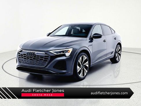 Used 2024 Audi Q8 e-tron Prestige w/ Prestige Package image 1