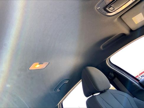 Used 2021 Hyundai Elantra SEL image 13