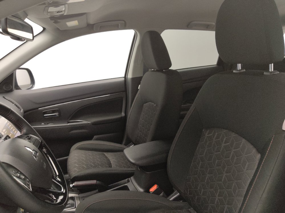 Used 2025 Mitsubishi Outlander Sport AWD image 17