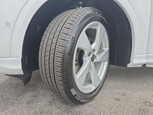 New 2025 Audi Q5 Prestige image 31