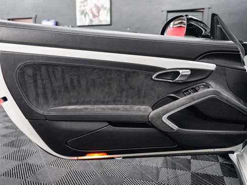 Used 2015 Porsche 911 GT3 RWD image 32
