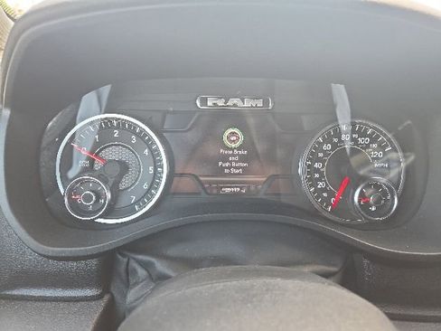 Used 2025 RAM 1500 Big Horn AWD/4WD image 21