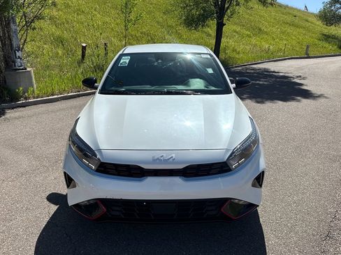 Used 2023 Kia Forte GT-Line w/ GT-Line Technology Package FWD image 2