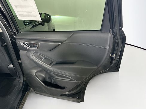 Used 2020 Subaru Forester Premium AWD/4WD image 30