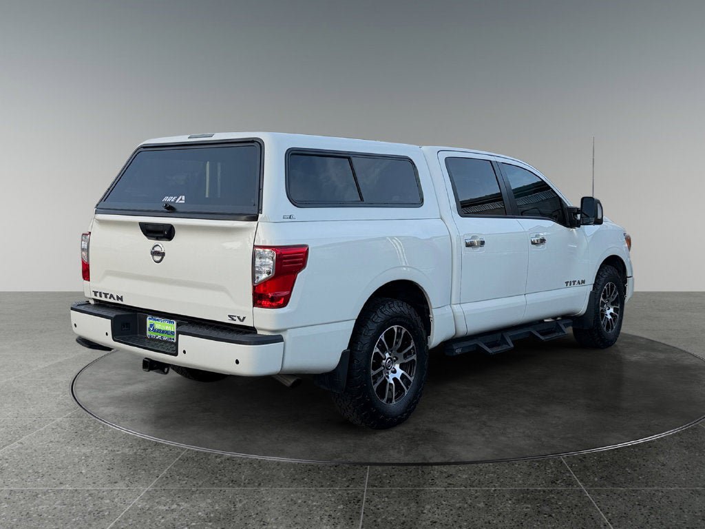 Used 2021 Nissan Titan SV w/ SV Convenience Package RWD image 10