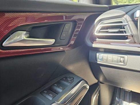 New 2026 Chevrolet Traverse Z71 w/ Enhanced Driving Package AWD/4WD image 33