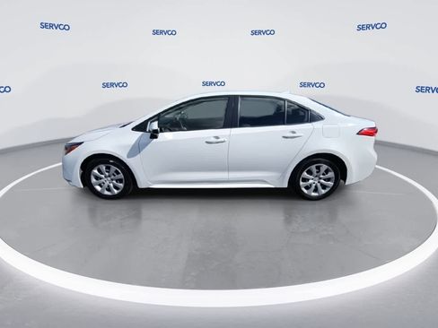 Used 2024 Toyota Corolla LE image 5