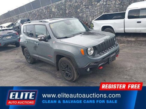 Used 2018 Jeep Renegade Trailhawk AWD/4WD image 2