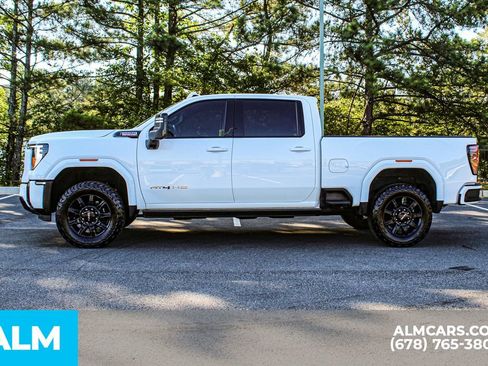 Used 2025 GMC Sierra 2500 AT4 w/ AT4 Premium Plus Package AWD/4WD image 7