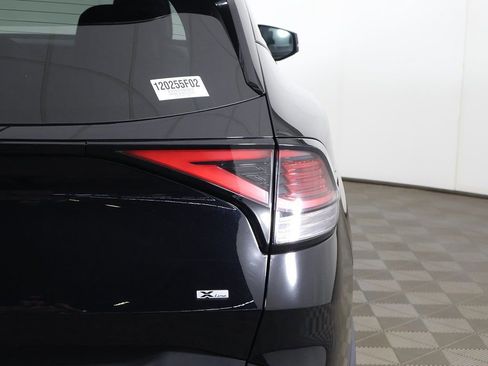 Used 2023 Kia Sportage X-Line w/ X-Line Premium Package image 17