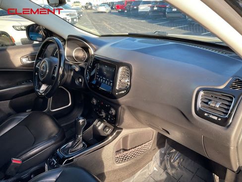 Used 2021 Jeep Compass Latitude image 26