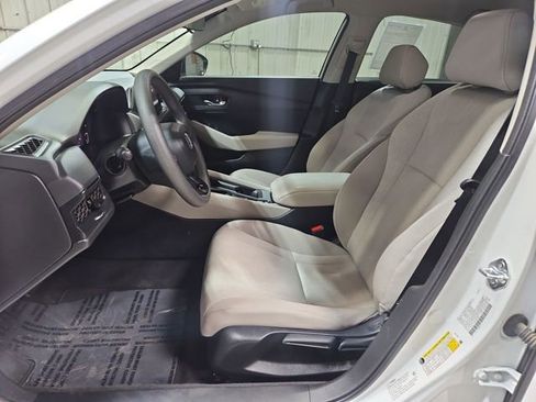 Certified 2023 Honda Accord LX image 9