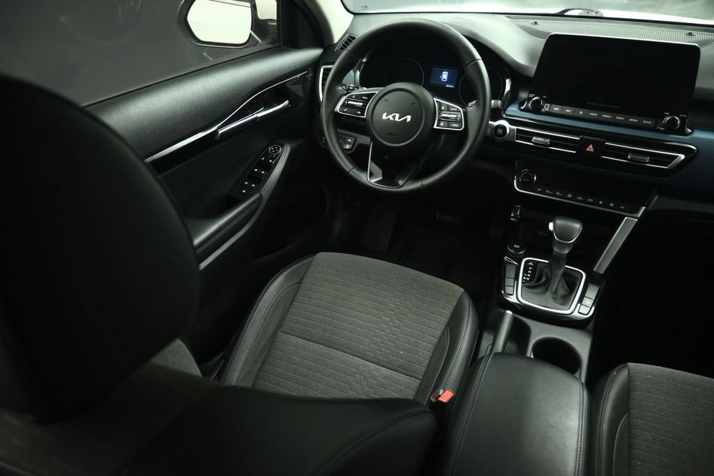 Certified 2022 Kia Seltos S FWD image 48