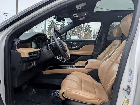 Used 2020 Lincoln Corsair Reserve w/ Equipment Group 202A image 10