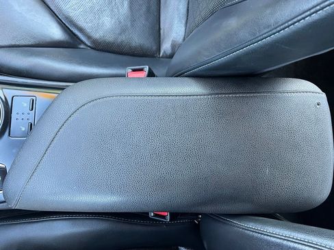 Used 2018 Toyota Camry XSE FWD image 26