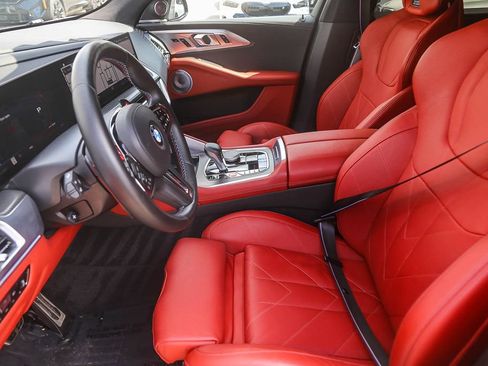 Certified 2023 BMW XM w/ M Driver's Package AWD/4WD image 13