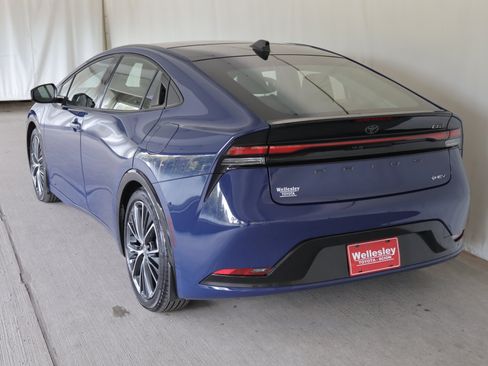 Used 2024 Toyota Prius Limited w/ Limited Premium Package AWD/4WD image 28