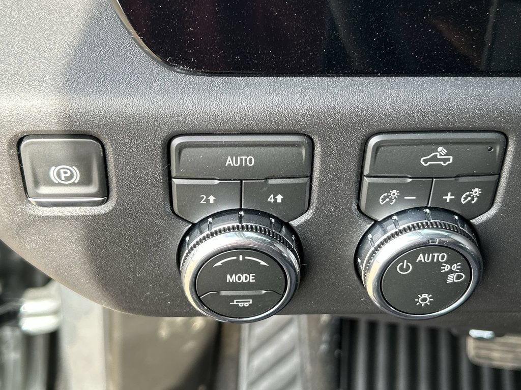 New 2026 GMC Sierra 1500 SLE AWD/4WD image 18