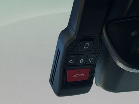Used 2025 Toyota Camry SE w/ Convenience Package FWD image 18