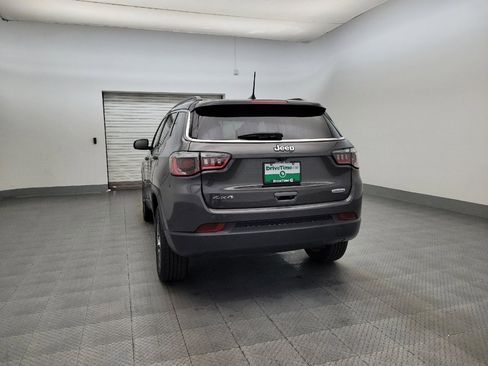 Used 2020 Jeep Compass Latitude AWD/4WD image 6