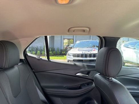 Used 2025 Buick Encore GX Preferred FWD image 13
