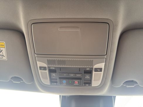 Used 2020 Acura MDX FWD w/ Technology Package image 21
