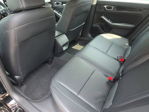 Used 2024 Honda Civic Touring image 13