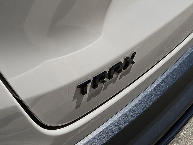 Used 2026 Chevrolet Trax RS FWD image 31