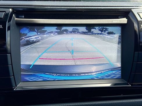 Used 2016 Toyota Corolla S FWD image 15