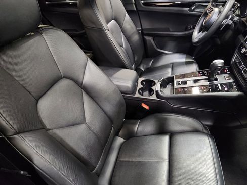 Used 2023 Porsche Macan S image 31