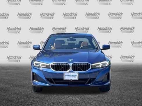 Used 2024 BMW 330i Sedan w/ Premium Package RWD image 10
