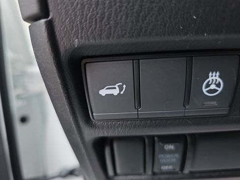 Certified 2024 Nissan Armada SL w/ Captain's Chairs Package image 34