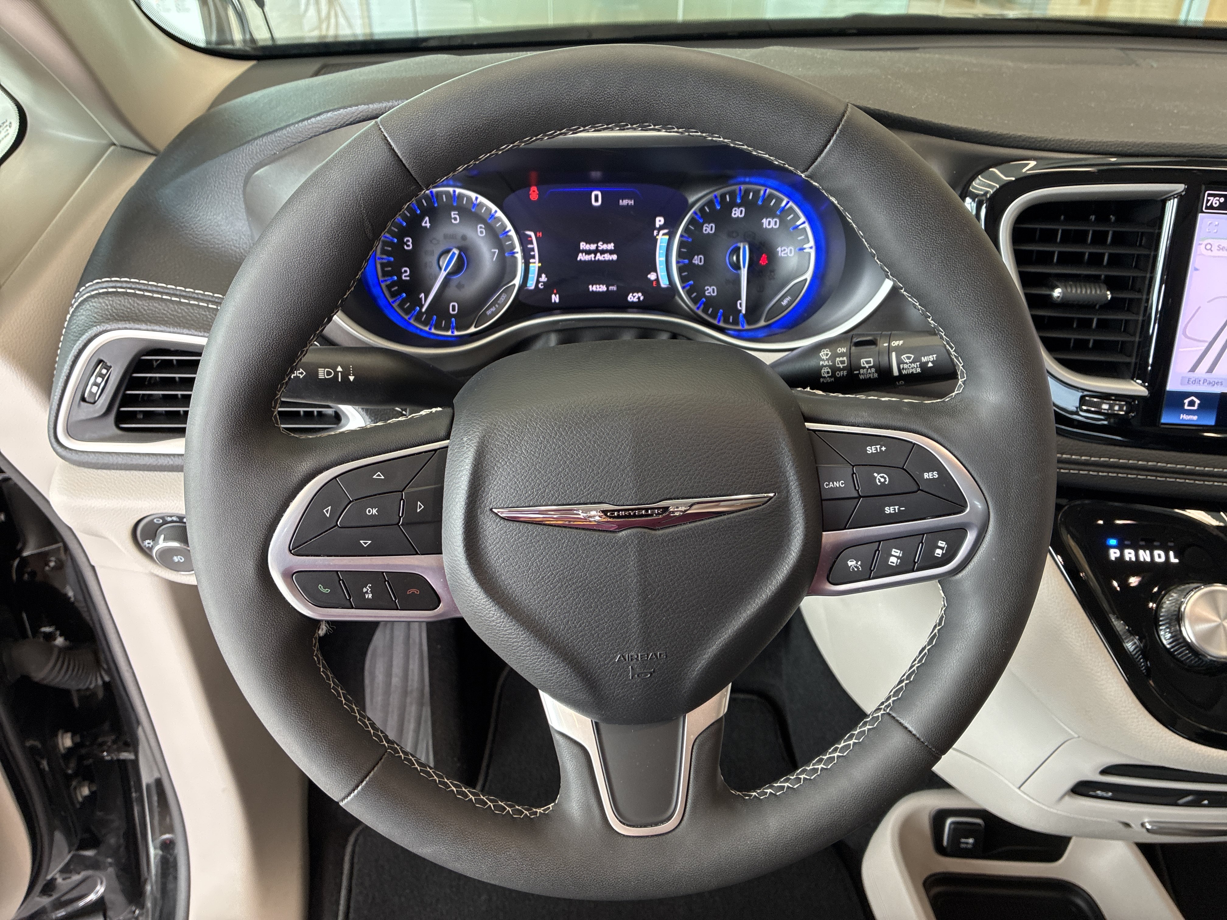 Certified 2024 Chrysler Pacifica Touring-L w/ Uconnect Theater Family Group AWD/4WD image 31