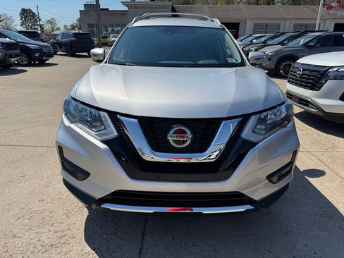 Used 2020 Nissan Rogue SV AWD/4WD image 17
